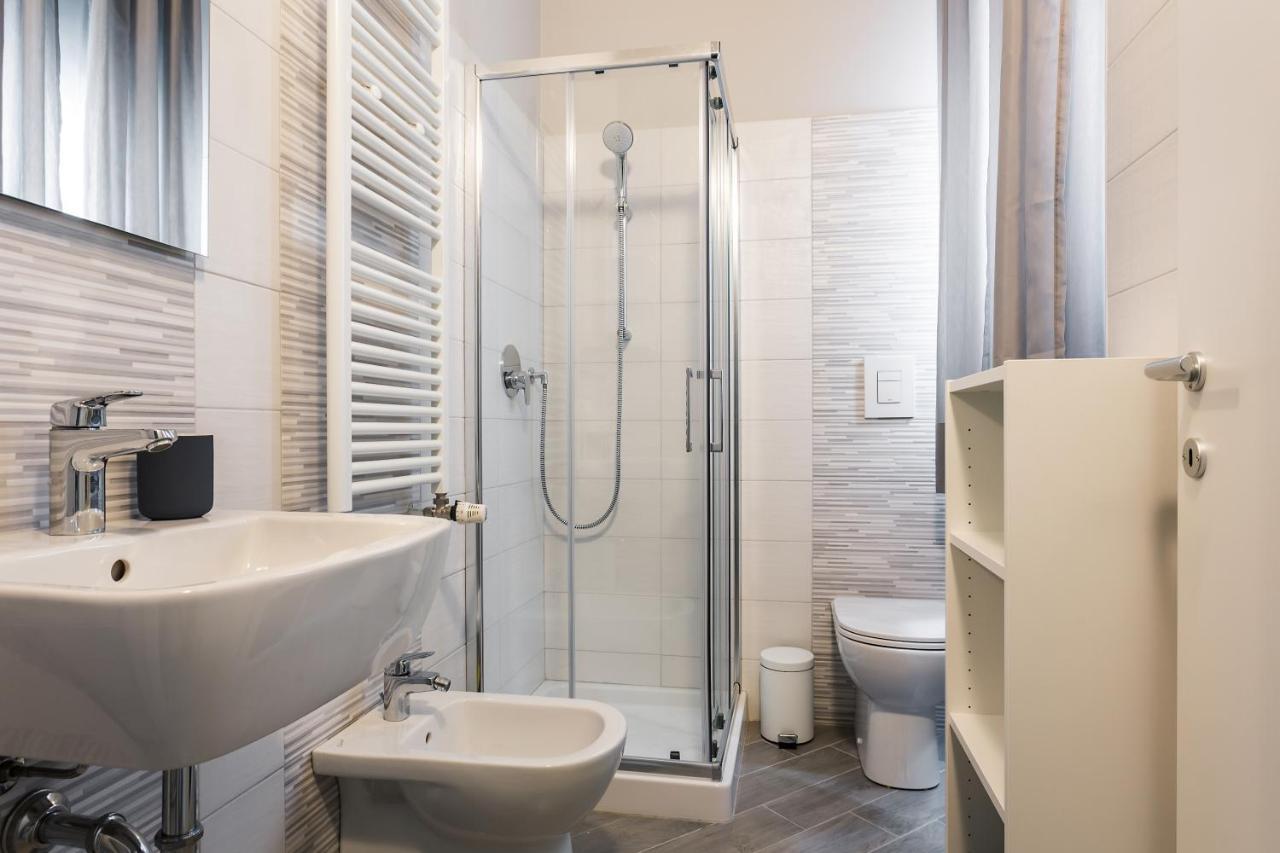 Cozy And Warm 1 Bedroom - Via Sapeto Apartment Mailand